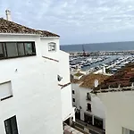Appartamento Designer Renovated Penthouse In Puerto Banus *
