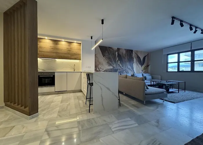 Designer Renovated Penthouse In Puerto Banus