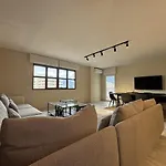 Designer Renovated Penthouse In Puerto Banus *