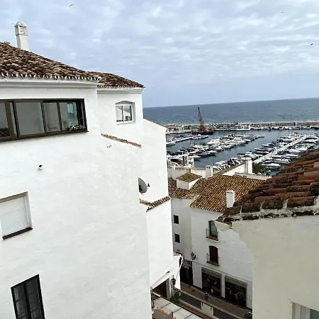 Διαμέρισμα Designer Renovated Penthouse In Puerto Banus *