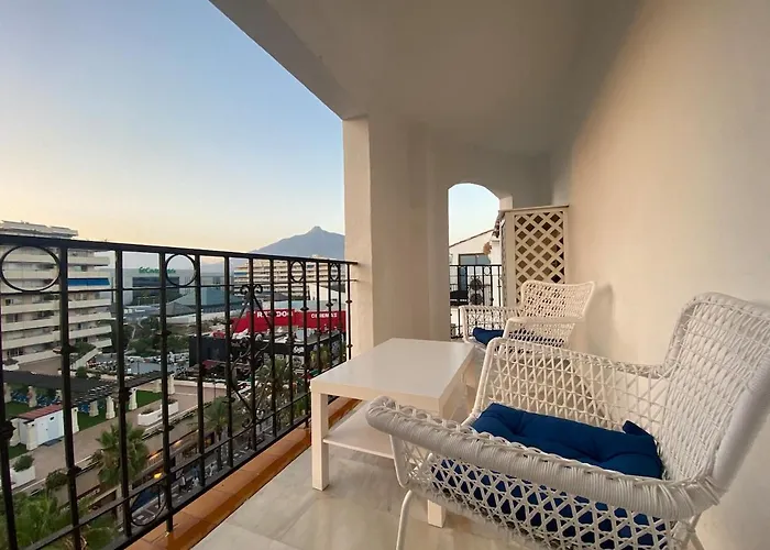 Designer Renovated Penthouse In Puerto Banus Apartmán *