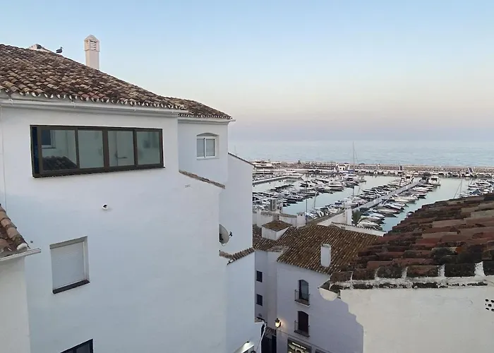 Designer Renovated Penthouse In Puerto Banus * Marbella